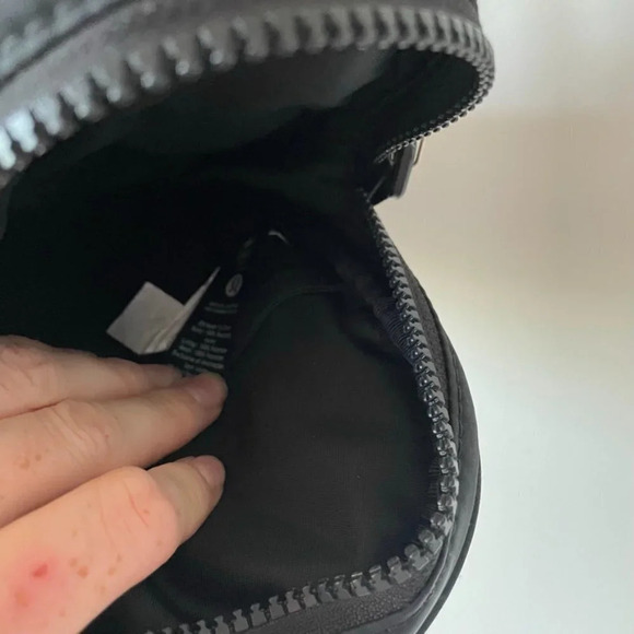 Lululemon Athletica Bags Lululemon Team Canada 22  Future Legacy Crossbody Bag - Picture 10 of 10